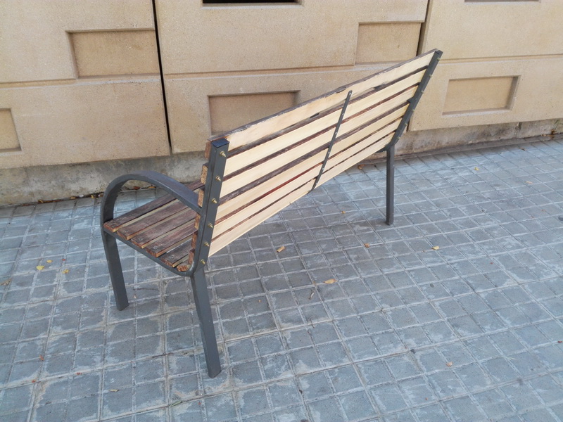 banco 2plazas madera metal 39-82x120x52-58 (30eu.) 1u